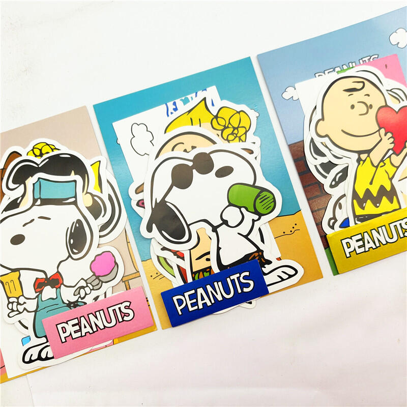 Laptop Accessories To Gift - Stiker Tahan Air Kartun Snoopy Gaya