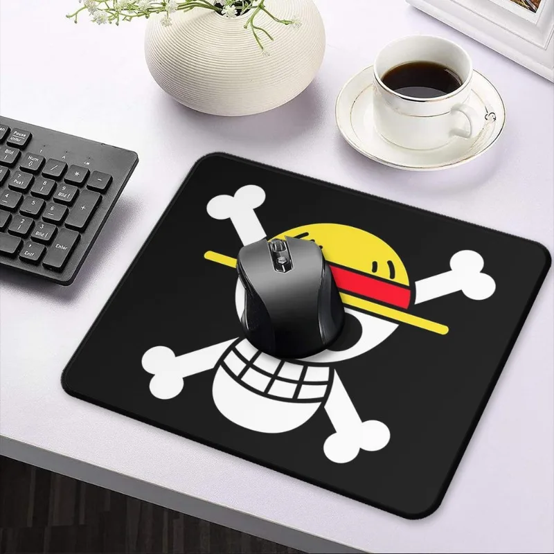 Alas Mouse Kartun One Piece Lu - Laptop Accessories Computer ulasan dan harga